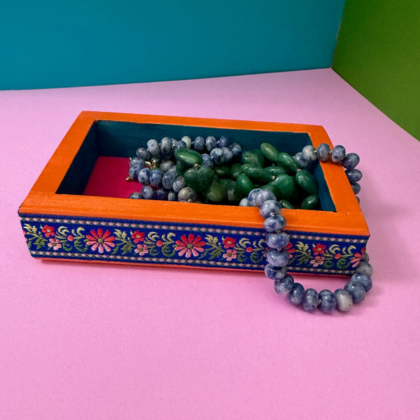 7. Tray-sure Keeper