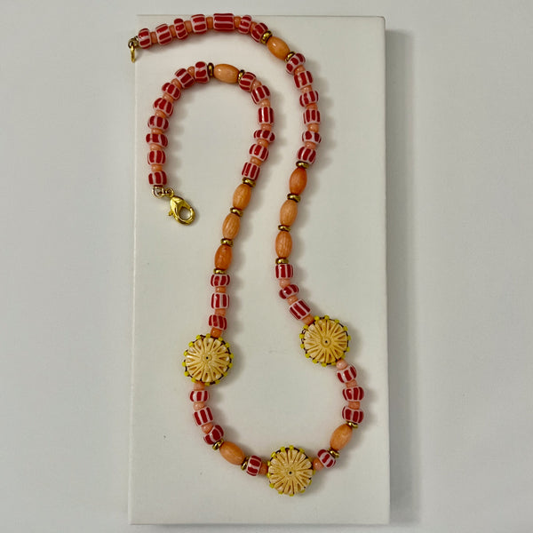 Begonia Necklace