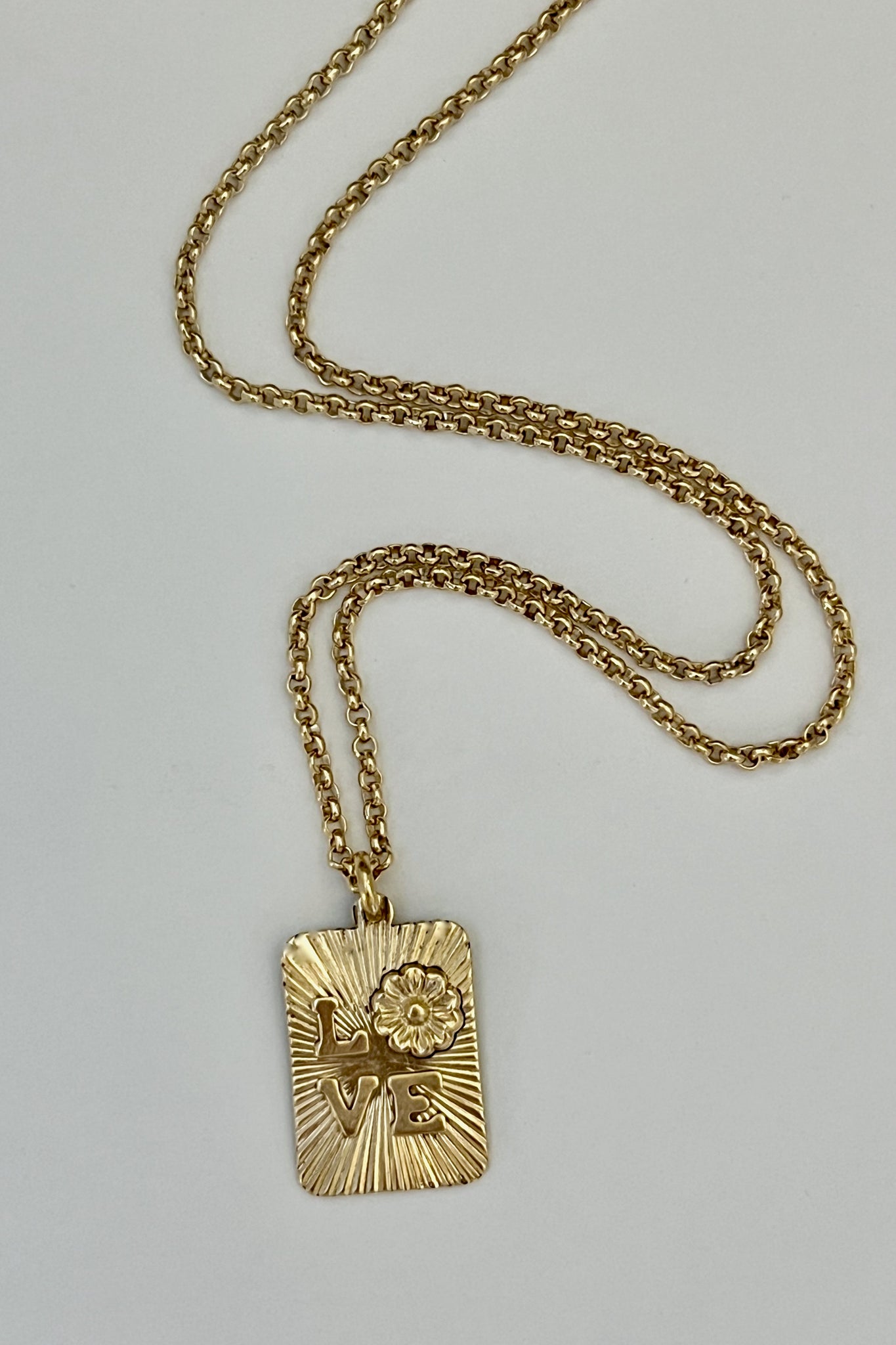 Amora Necklace