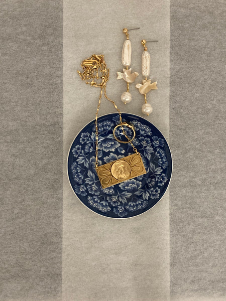 Victoria Pendant